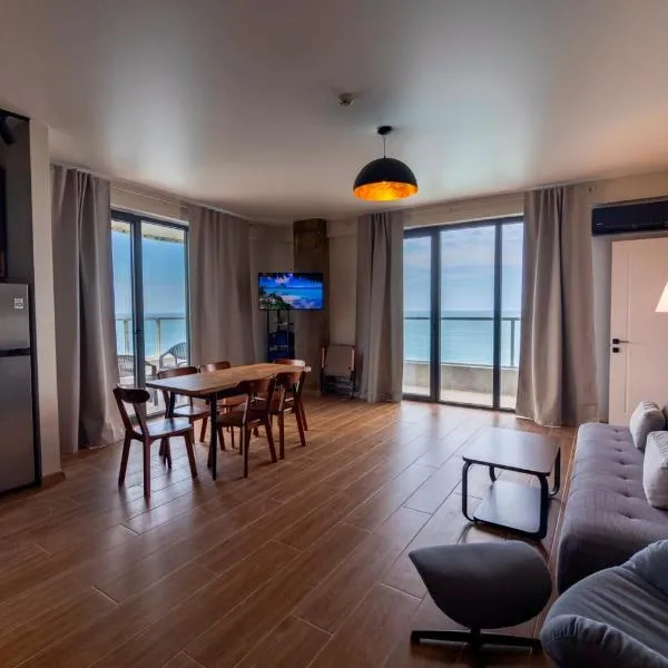 Bamboo Beach Apartments, hotel v destinaci Tsikhisdziri