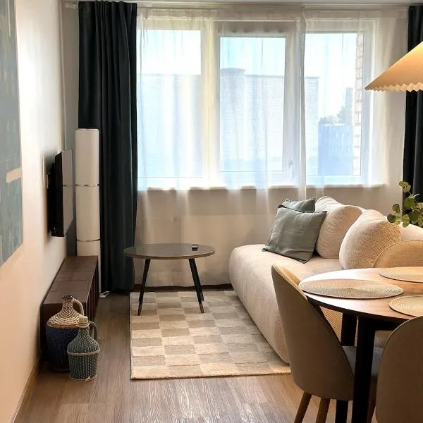 Vaižgantas apartment - Cozy home in Raseiniai, hotel Raseiniaiban