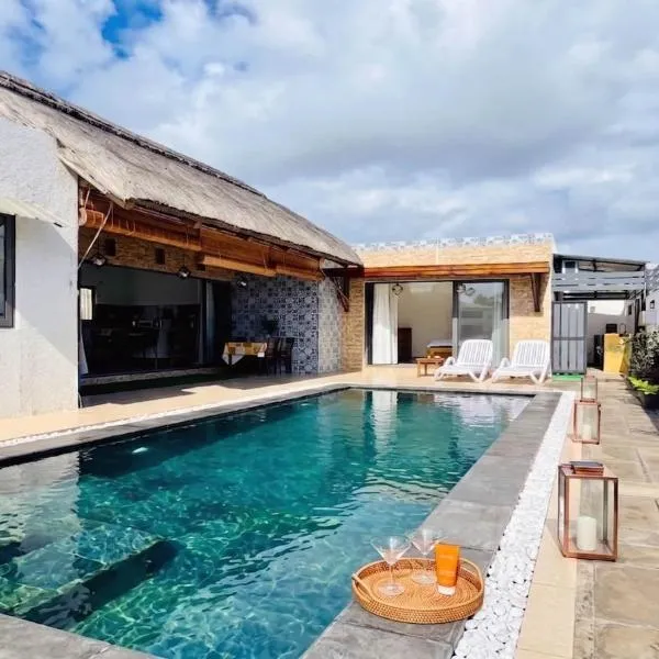 Villa Adonis Private Pool 3 Bedrooms & Terrace, hotel a Calodyne