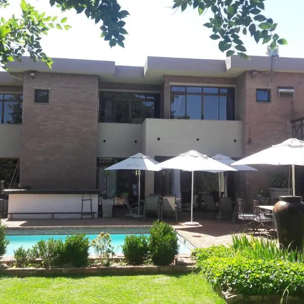 Willow Banks Lodge, hotel in Parys