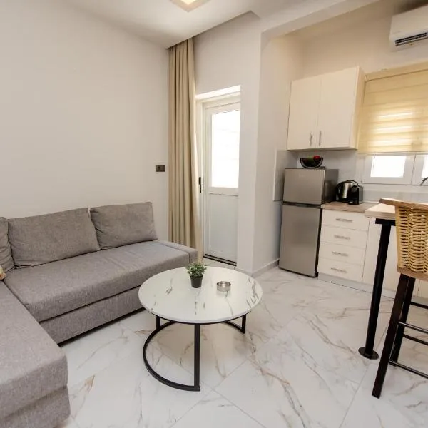Room12, hotelli Stavrosissa