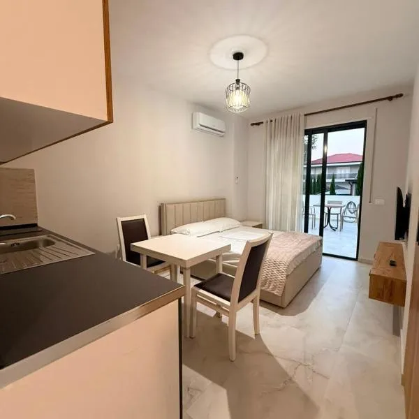 Coastal Pine Appartment, hotel en Golem