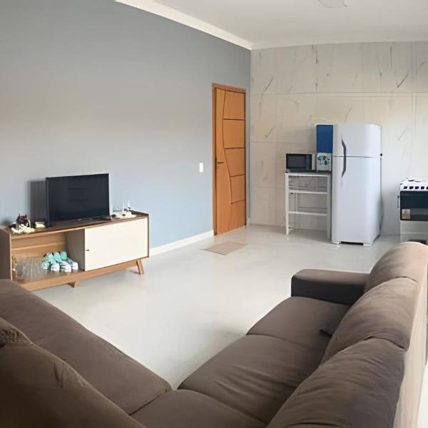Apartamento 2 quartos c/ ar-condicionado e garagem