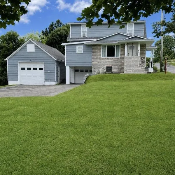 Johnstown Stay Near Laurel Highlands & Hiking, hotel en Johnstown