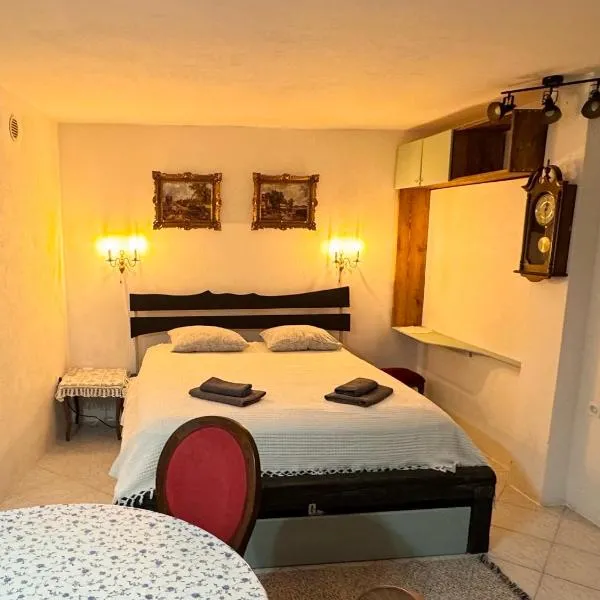'Round the Corner, hotel v destinaci Piran