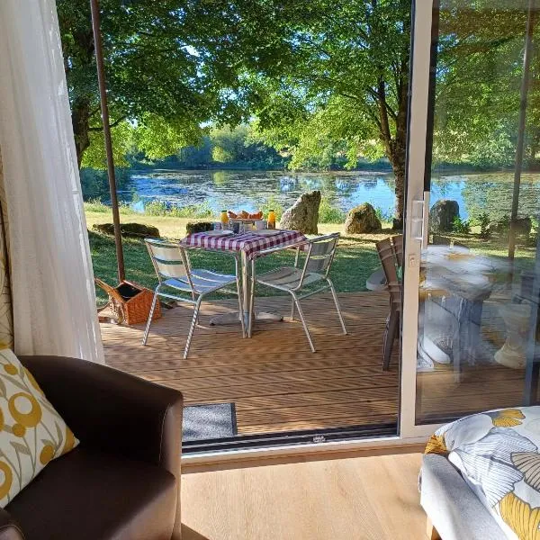 Camping Etang Du Camp, hotel a Sénergues