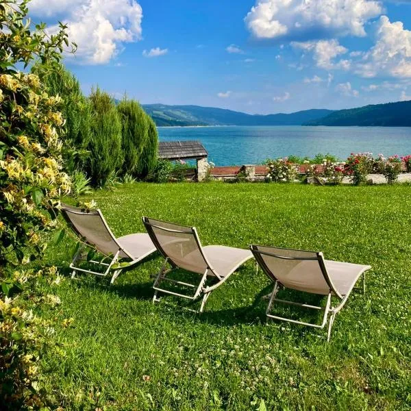 Cabana Panoramic Bicaz, hotelli kohteessa Hangul