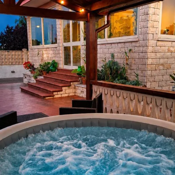 Villa Daisy Conversano-Polignano a Mare، فندق في كونفيرسانو
