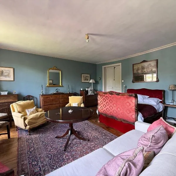 L Epernon, hotel em Alençon