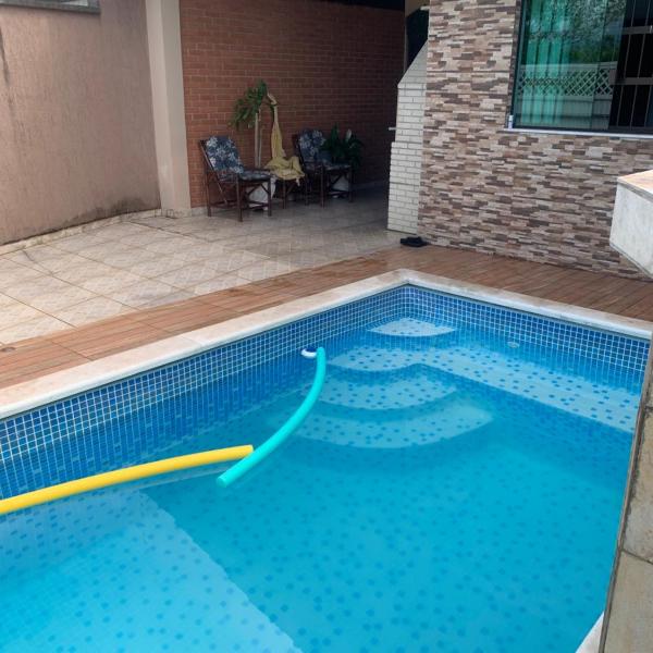 Casa de praia com piscina e tranquilidade
