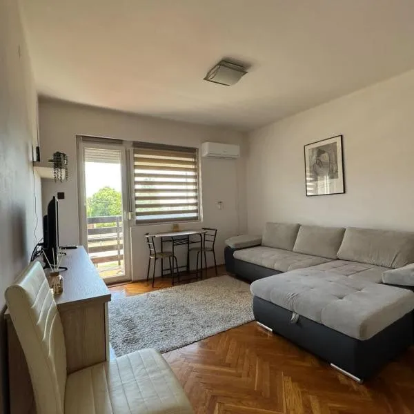 Dodi Apartman, hotel in Vonyarcvashegy