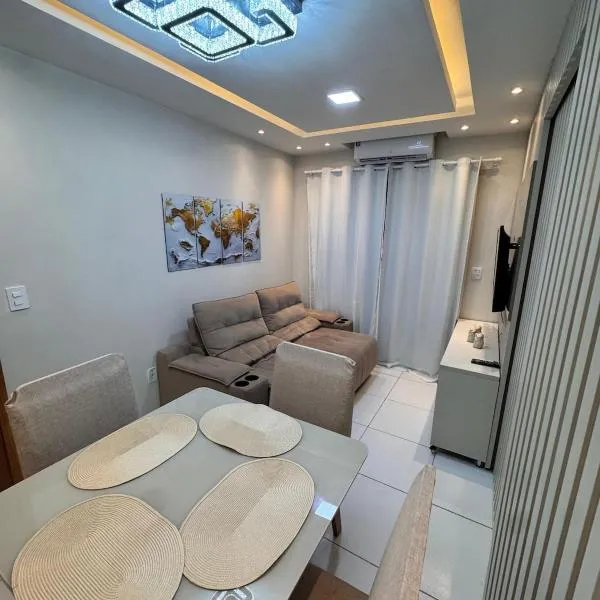 Apartamento a poucos minutos do Praia do Araçagy em São Luís, hotel din São Luís