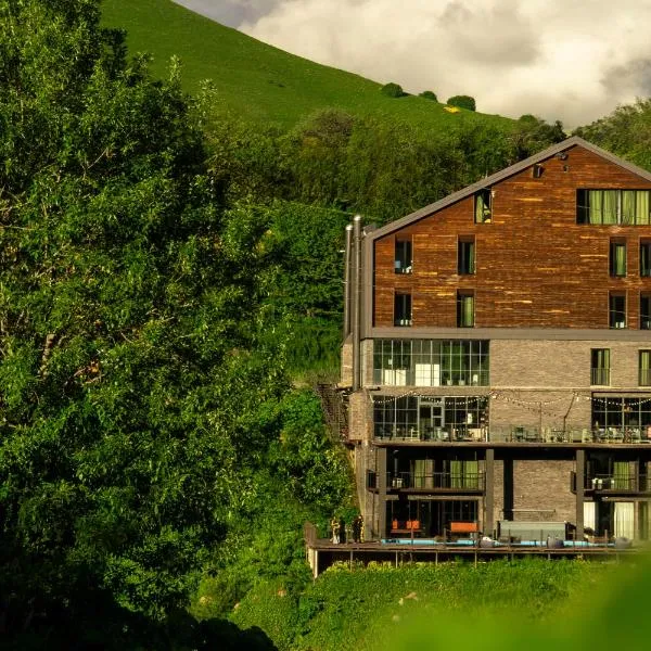 Hotel Roshe Gudauri, hotell i Gudauri