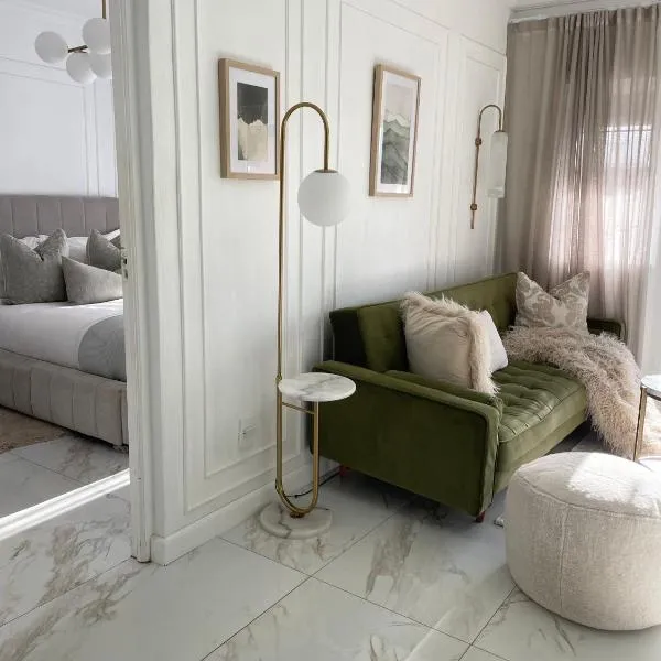 Privately Owned Apartment at Ocean View Villas, Hotel in Port Edward