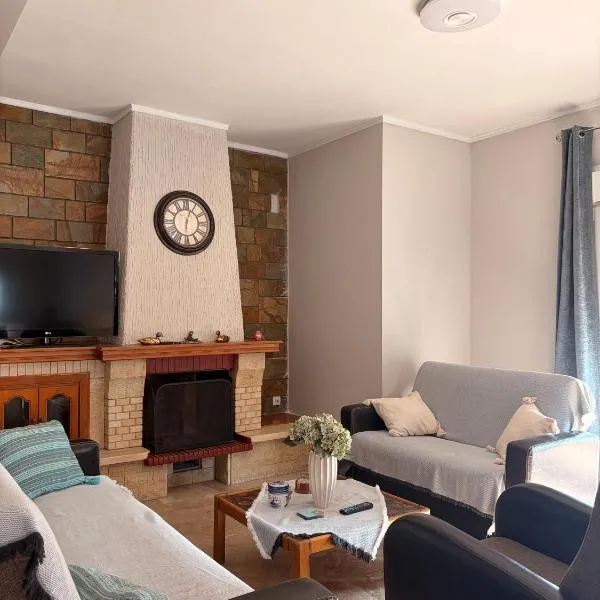 Filoxenia House, Hotel in Nea Chili