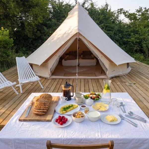 Langeland Glamping, отель в городе Рудкёбинг