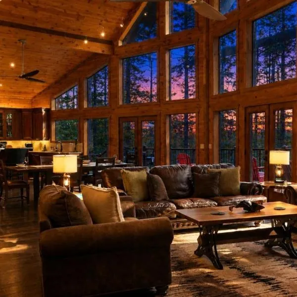 ATV Trail Cabin Sauna Cold Plunge Arcade、ブロークン・ボウのホテル