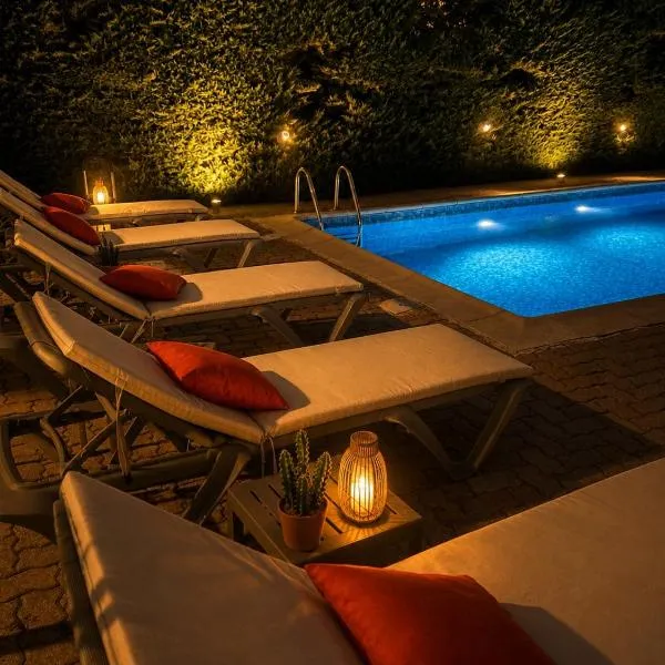 Hotel Cayrons Vence & St Paul de Vence – hotel w mieście Vence