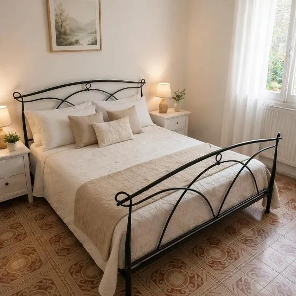 Sa Domo Bonaria - Intero appartamento, hotel i Osilo