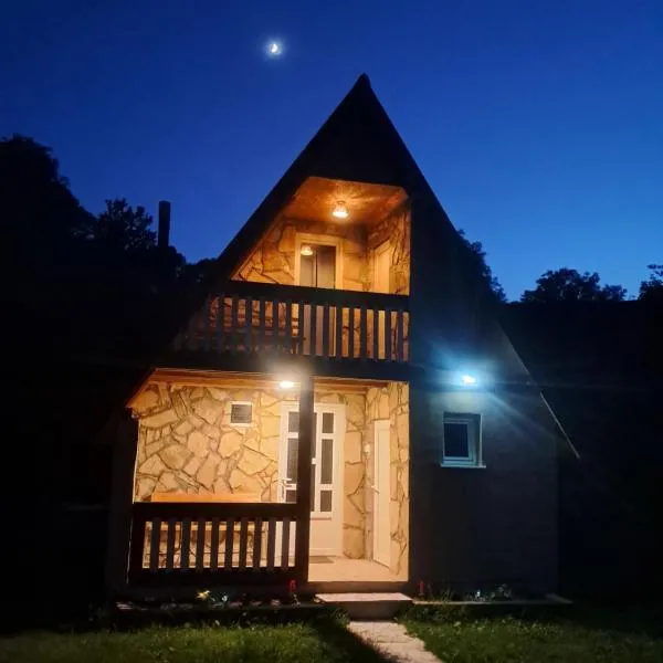 Cottage Bellis: Pošćenje şehrinde bir otel