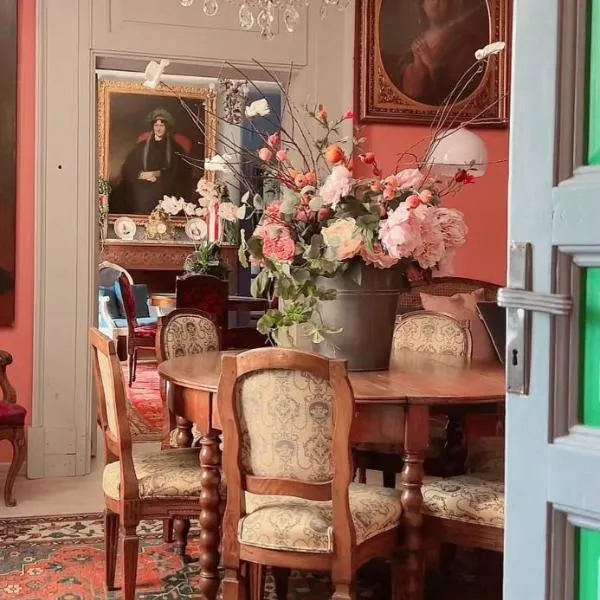 Villanovafranca में, होटल Art action room
