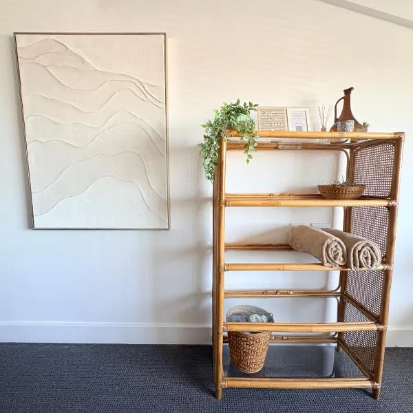 허머너스에 위치한 호텔 Hermanus Waterfront Boho Studio Apartment, Whale Coast Hideaway