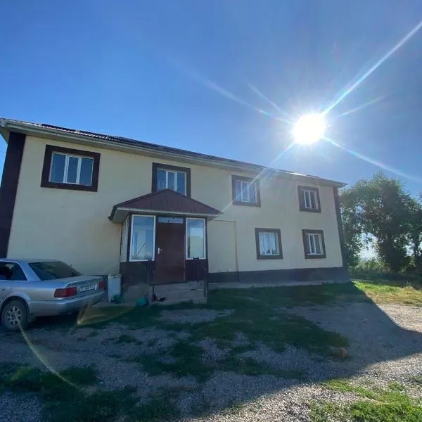 Panorama, Hotel in Karakol