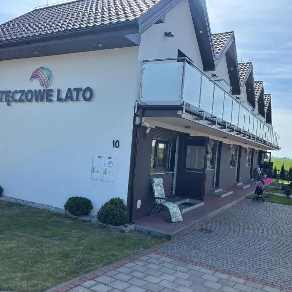 Tęczowe Lato, khách sạn ở Sarbinowo