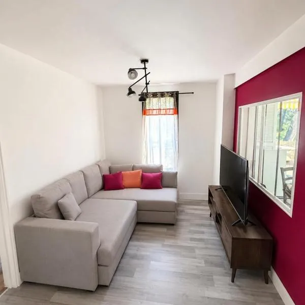 Spacieux appartement, hotel in Les Lecques