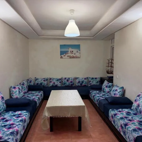 Appartement calme avec piscine et proche de la plage, hotel sa Fnidek