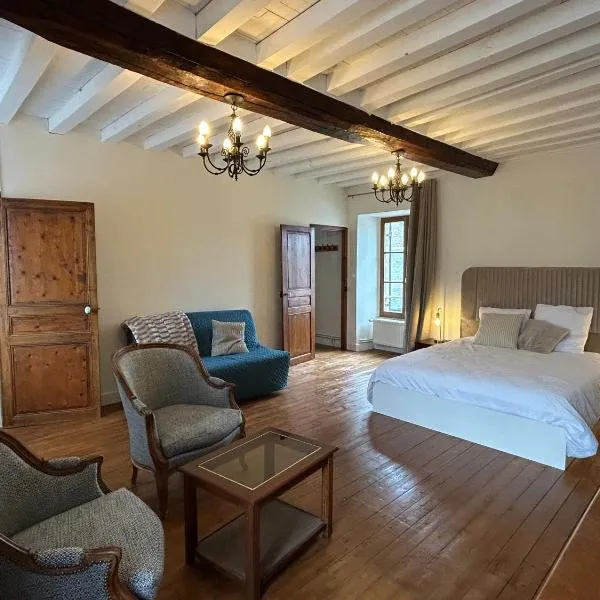 Le Clos des Halles - La Forêt Auvray, hotel v mestu La Forêt-Auvray