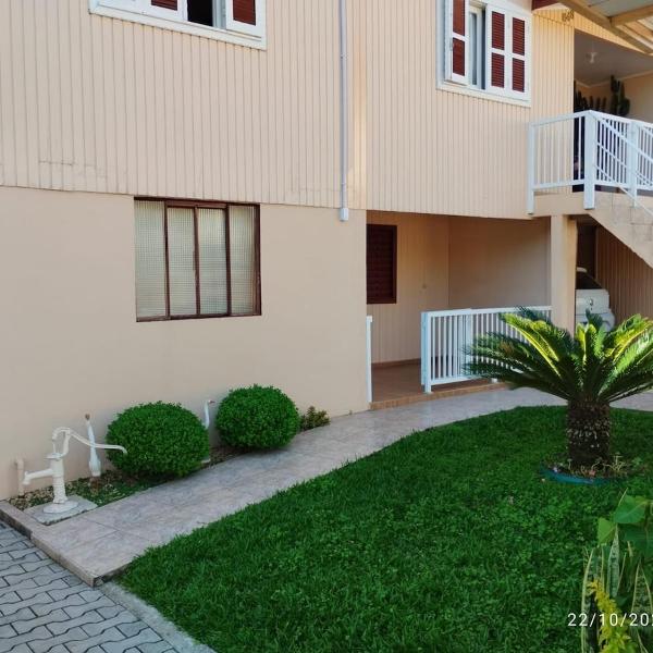 Casa 2 Quartos c/ Ar e Garagem | Próx. BRF Centro - Foto 2