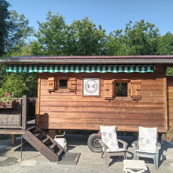 Notre roulotte de charme, Hotel in Chevinay