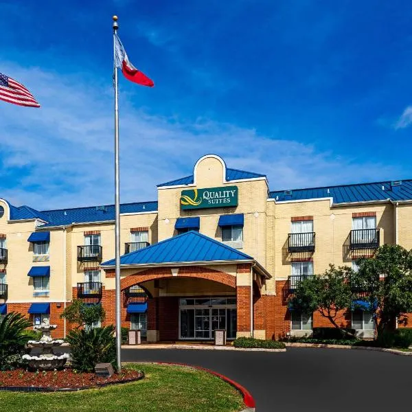 Quality Suites San Antonio Northeast, hotel sa San Antonio
