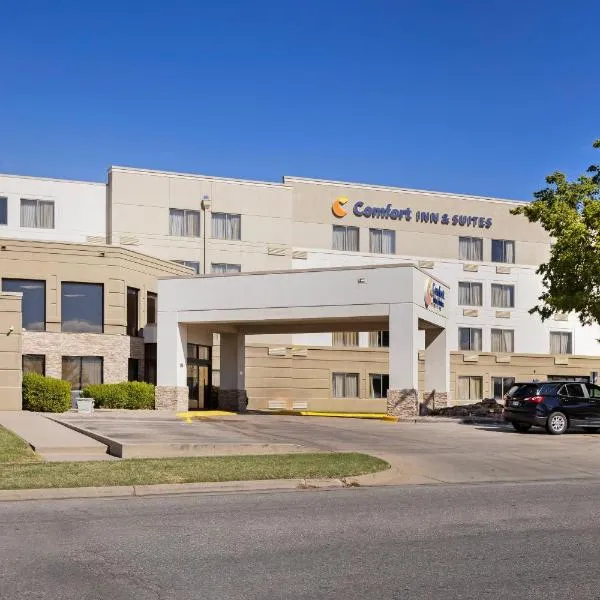 Comfort Inn & Suites Wichita Northeast, hotel in Wichita