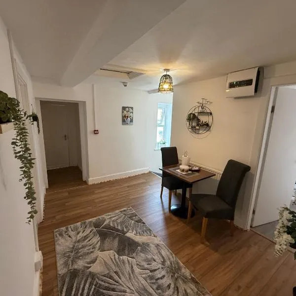 Grande Italia Rooms Comfort Italian Hospitality 4，Ebley的飯店