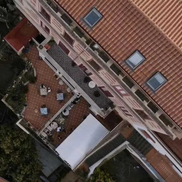 Maison La Torretta, hotel i Vico Equense