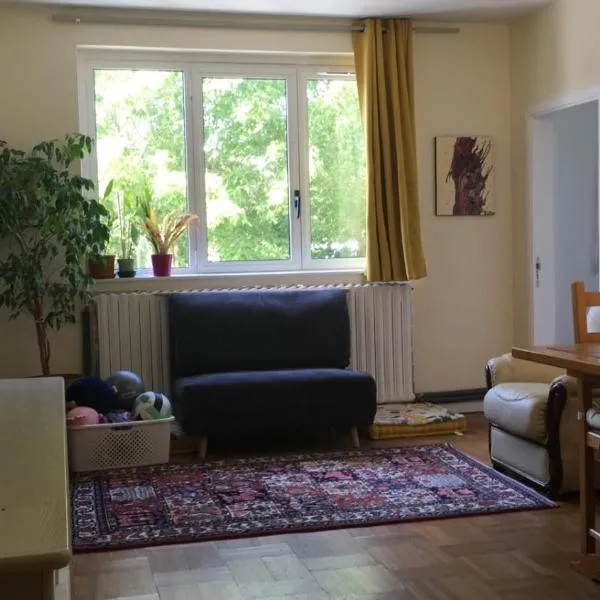 Chez Maryam and Hügo – hotel w mieście Palaiseau