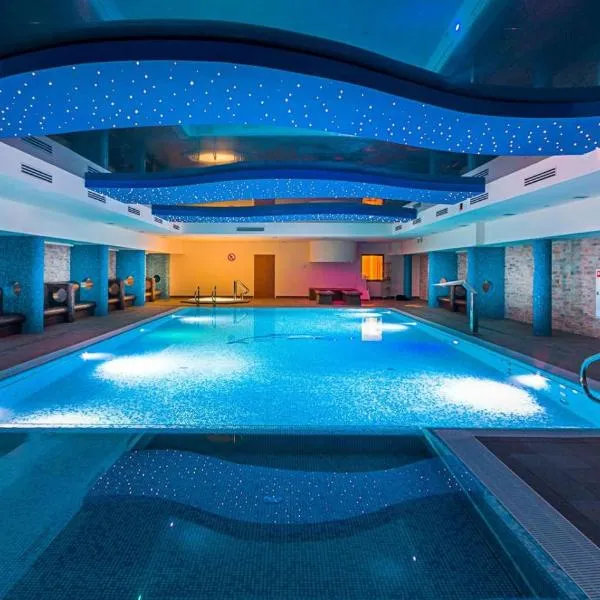 Ośrodek Delfin, hotel en Dąbki
