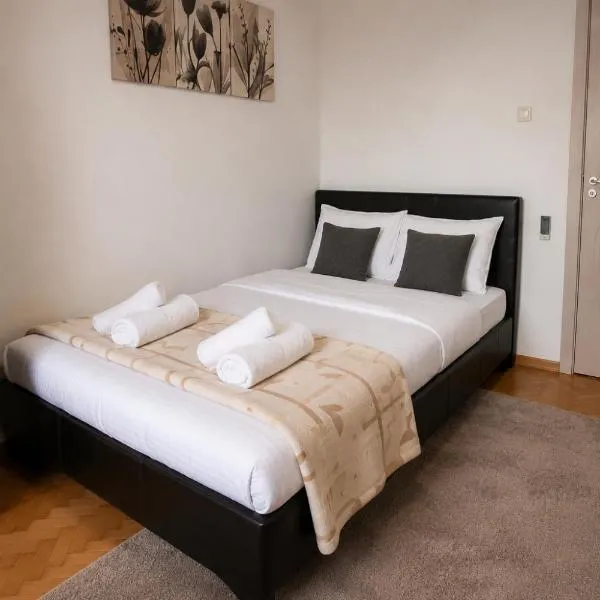 City Centre Room Near Everything, hotel in Varna City