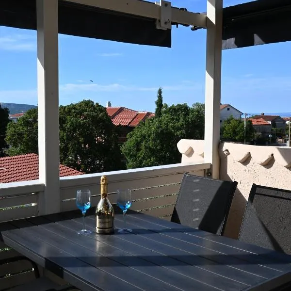 Apartma Mija - L, hotel u Korniću