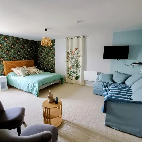 Chambre d'hôte ColChris: Saint-Pierre-le-Vieux şehrinde bir otel