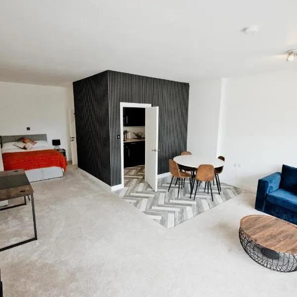 The Spacious Suite by JS Apartments, hotell i Blackburn