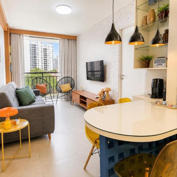Lindo Apartamento com Vibe Retro Chique Colorido