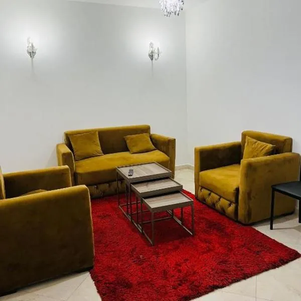 2 chambres Appart BOUSKOURA 6 minutes de la gare, 6 minutes de l'hôpital Mohamed 6 et 10 minutes de l'aéroport M5, hotel in Bouskoura
