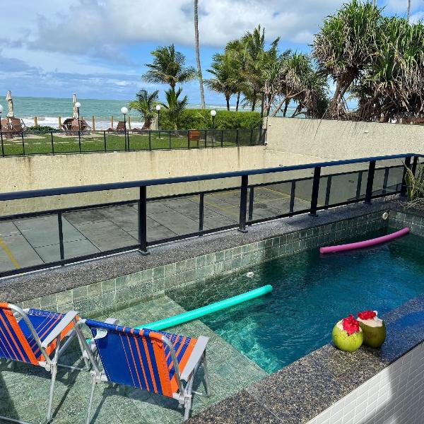 Flat beira-mar com piscina em Porto de Galinhas