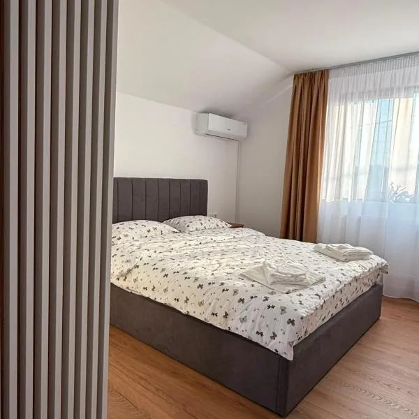 Luca Rooms, hotel in Curtea de Argeş