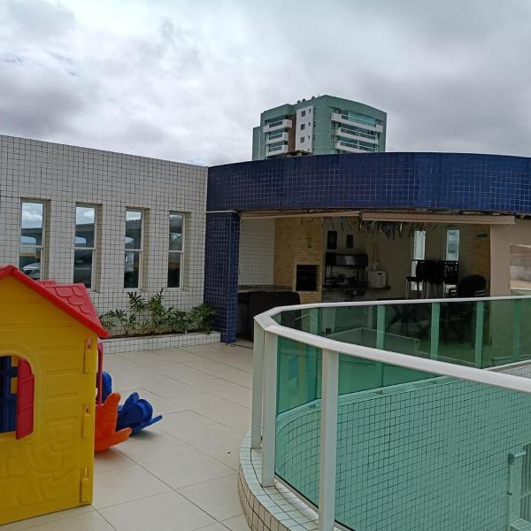 Piscina aquecida e varanda, dois quartos com ar condicionado - Foto 4