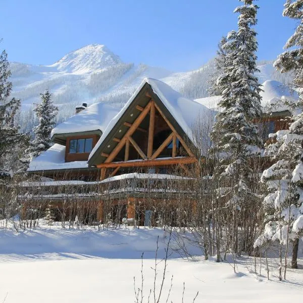 Vagabond Lodge at Kicking Horse, hotel v destinaci Golden