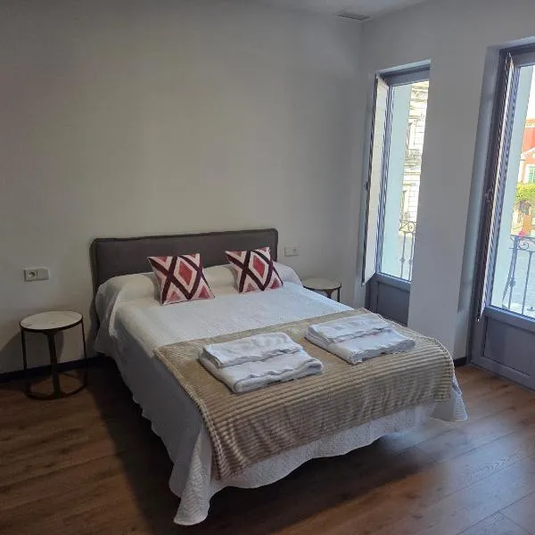 Luxury Apartament Plaza, hotel in Alcazar de San Juan